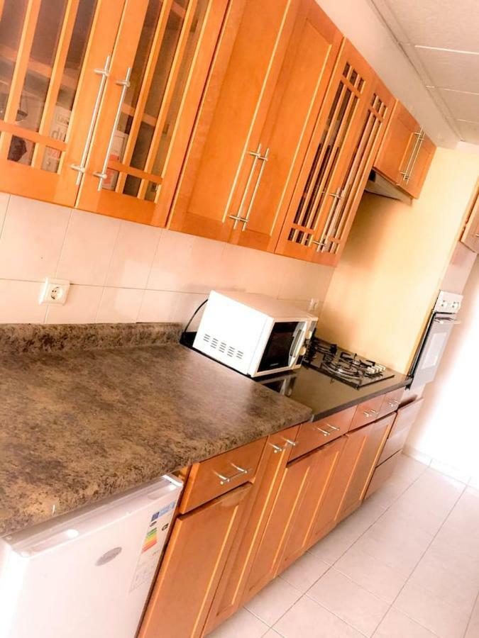 Fully Equipped 3-Bedroom Apt In Downtown Praia Exterior foto